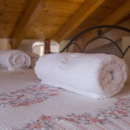 Simona's Loft شقة أرغوستولي