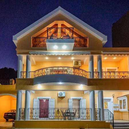 Simona's Loft شقة أرغوستولي