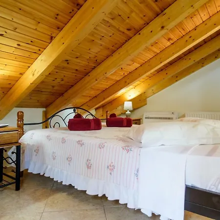 Διαμέρισμα Simona's Loft